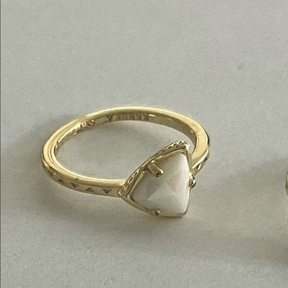 Kendra Scott Ring